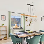 Holzkunst & Heimatgefuehl Fuer Familie & Freunde * Seiffen