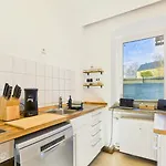 Holzkunst & Heimatgefuehl Fuer Familie & Freunde Seiffen